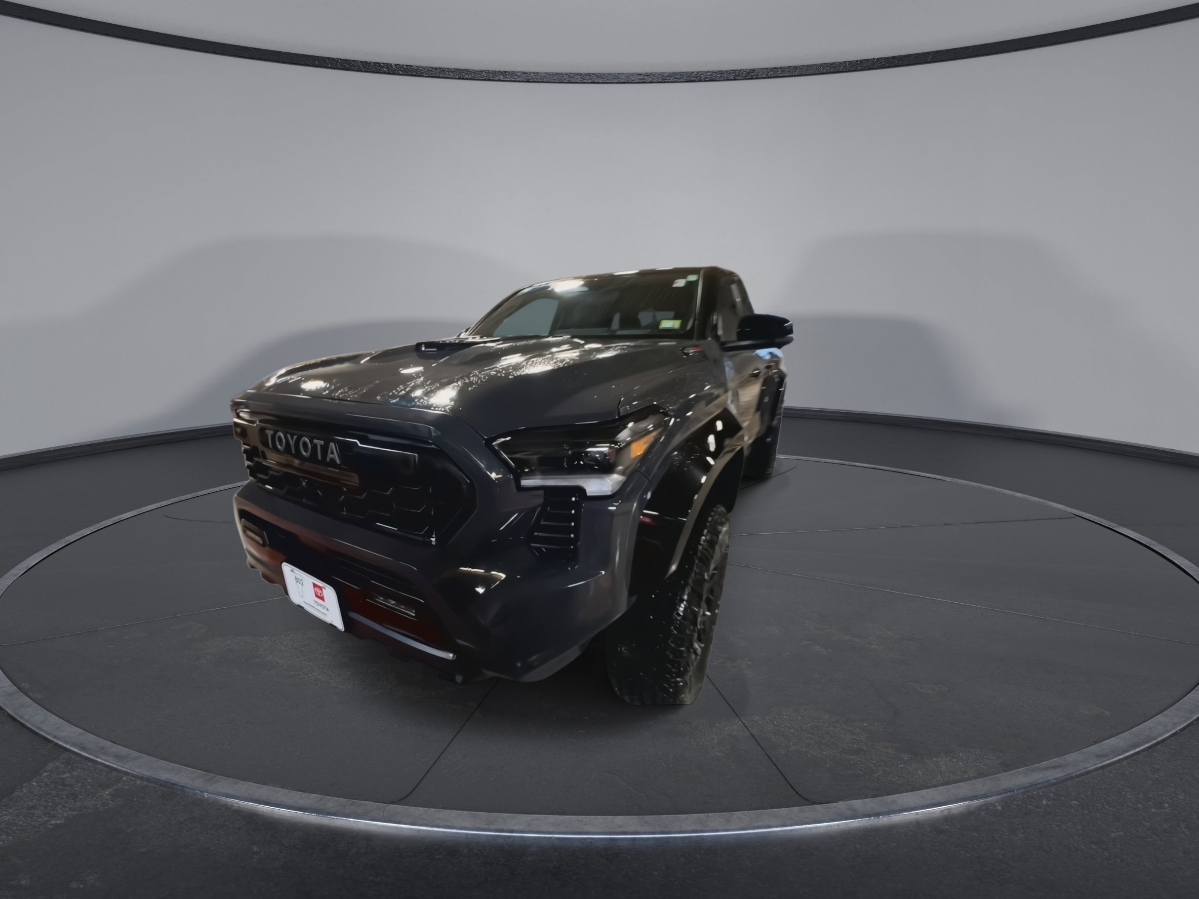 2024 Toyota Tacoma photo 2