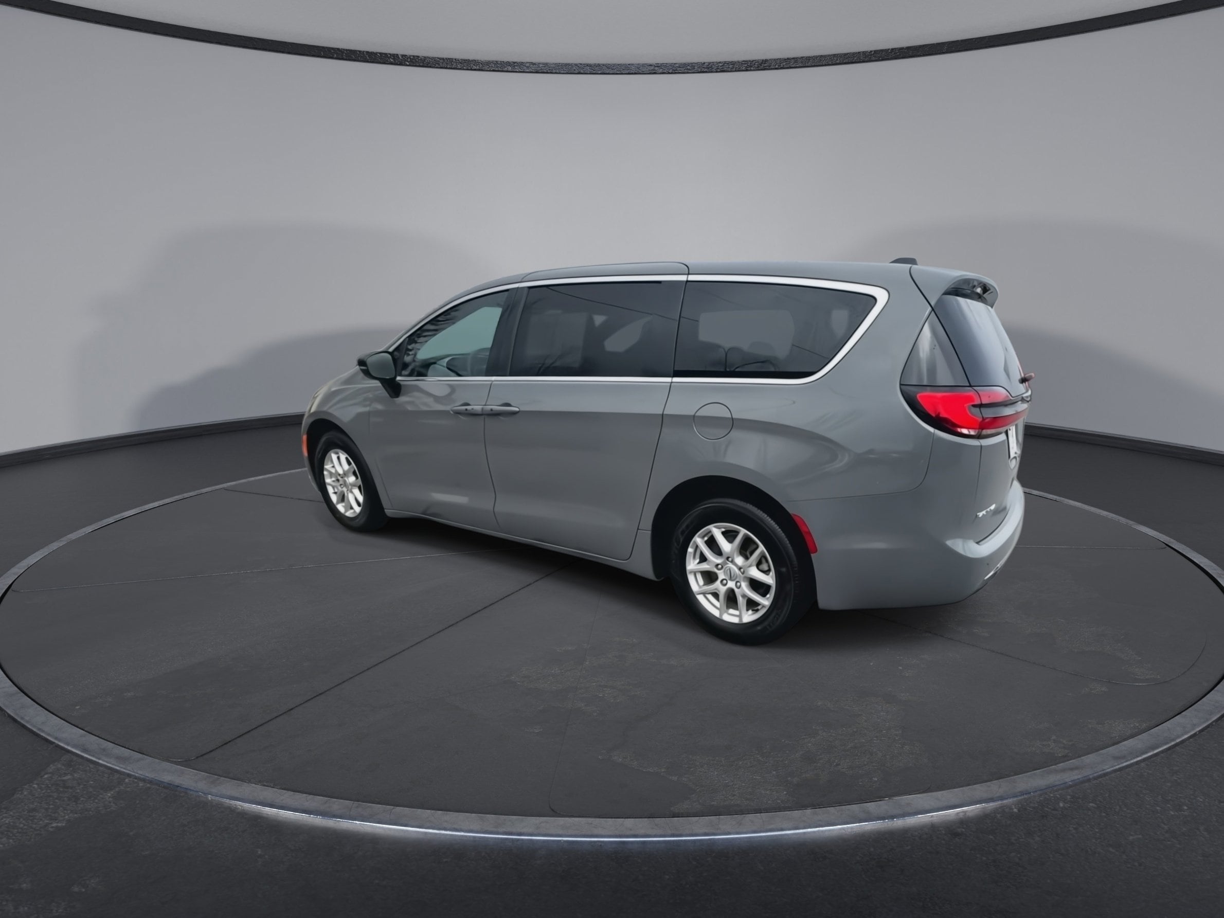 2025 Chrysler Pacifica Select - Photo 10
