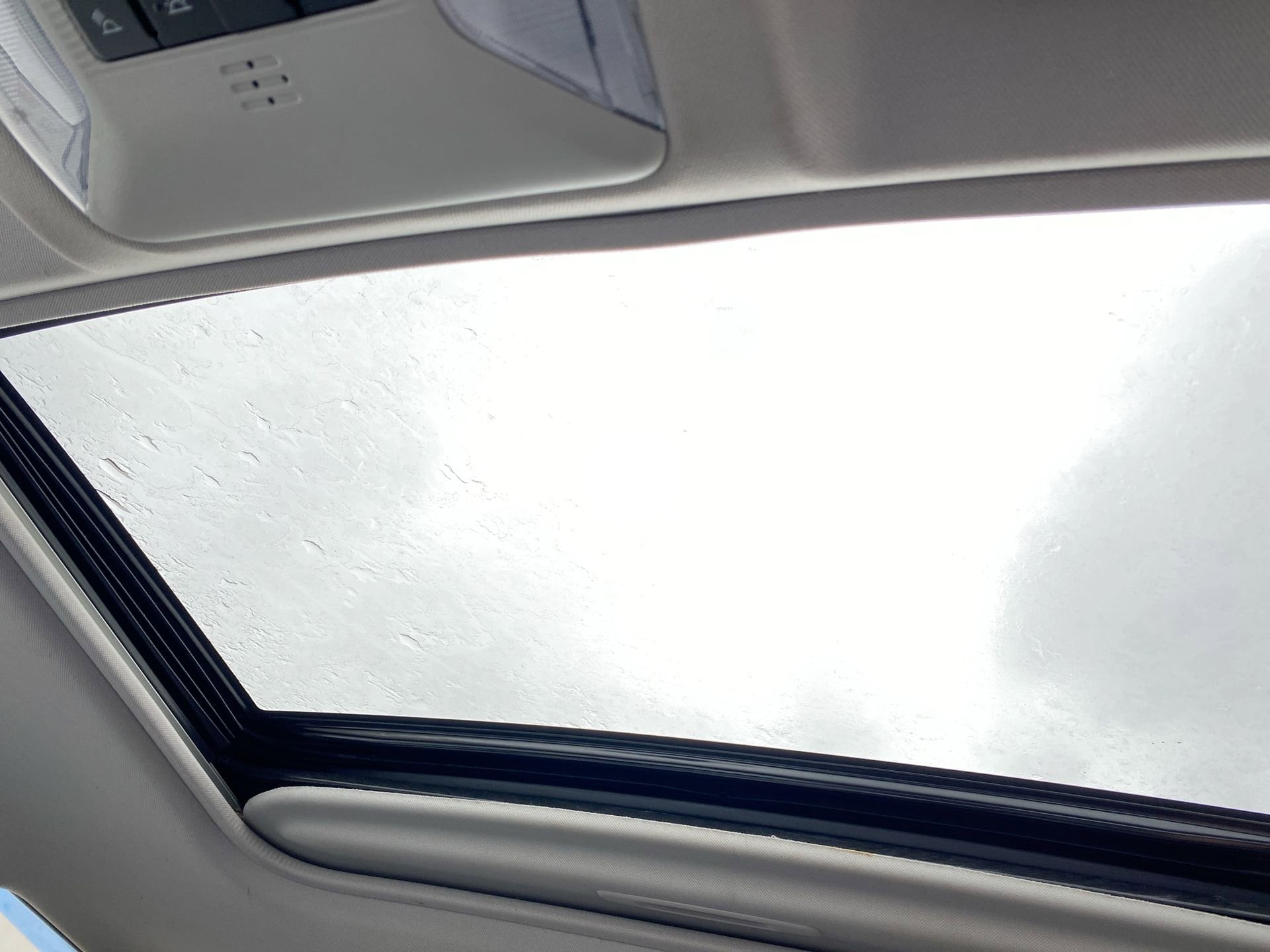 2023 Toyota RAV4 Limited - Photo 20