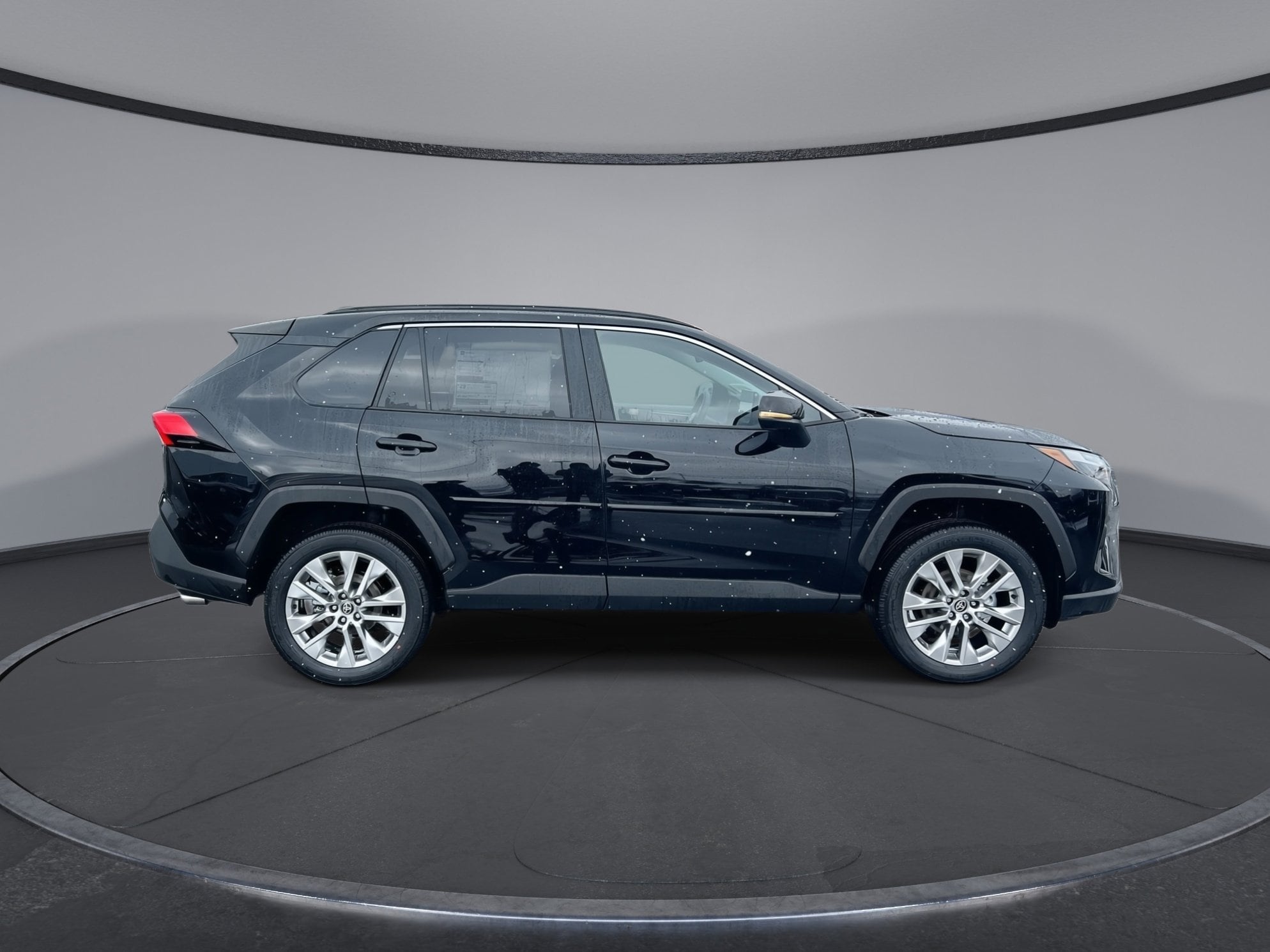 2025 Toyota RAV4 XLE Premium's photo