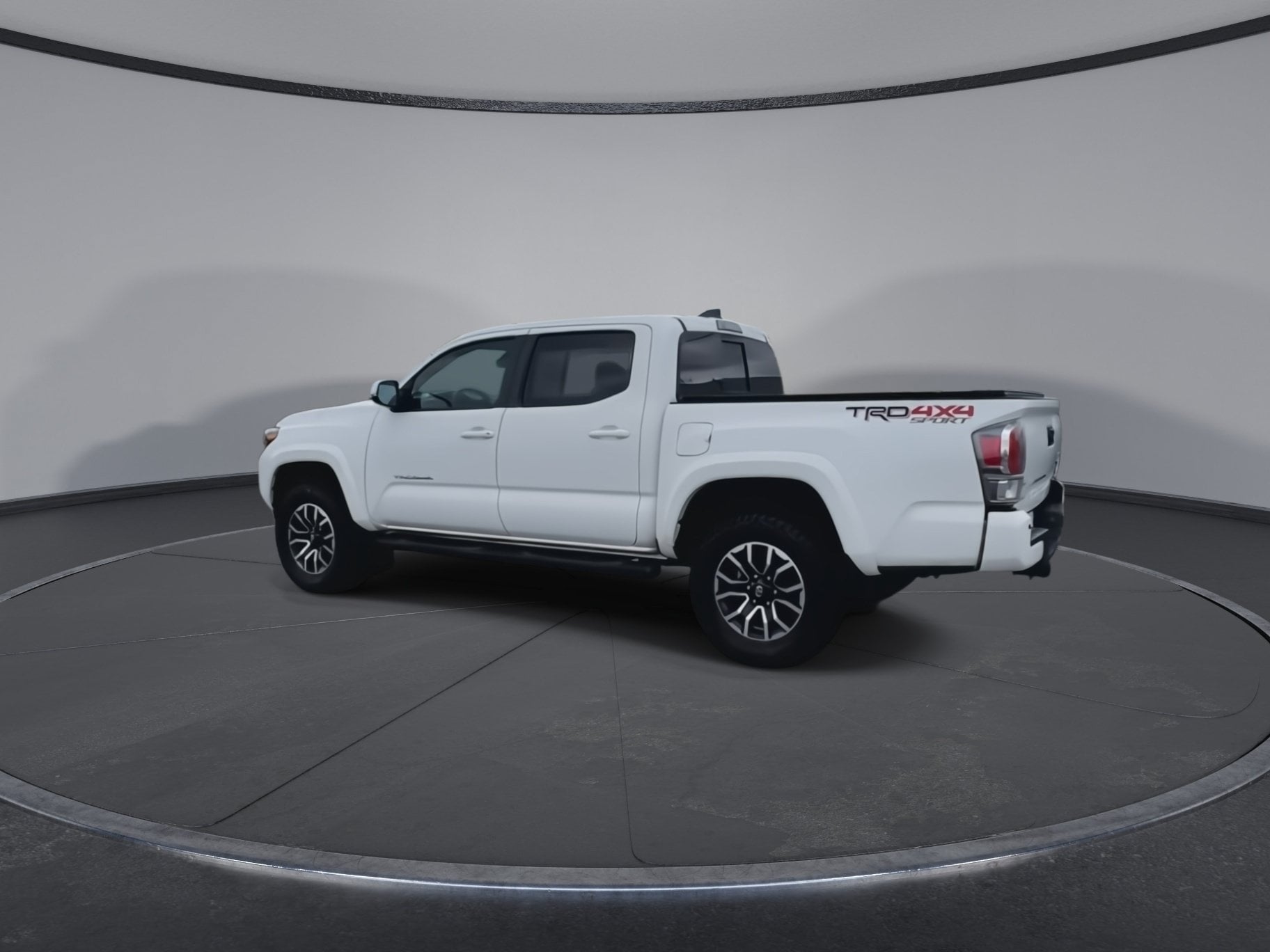 2021 Toyota Tacoma SR5 - Photo 3