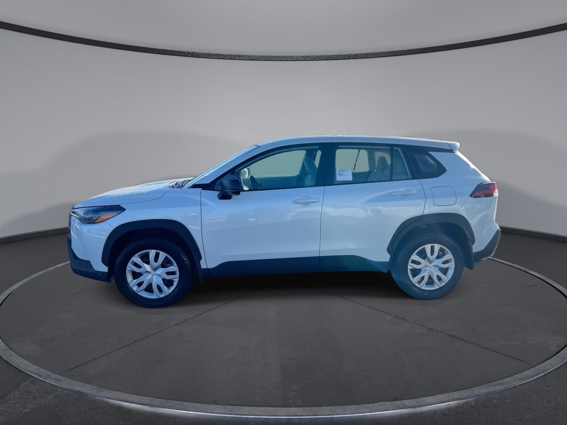 2026 Toyota Corolla Cross L's photo