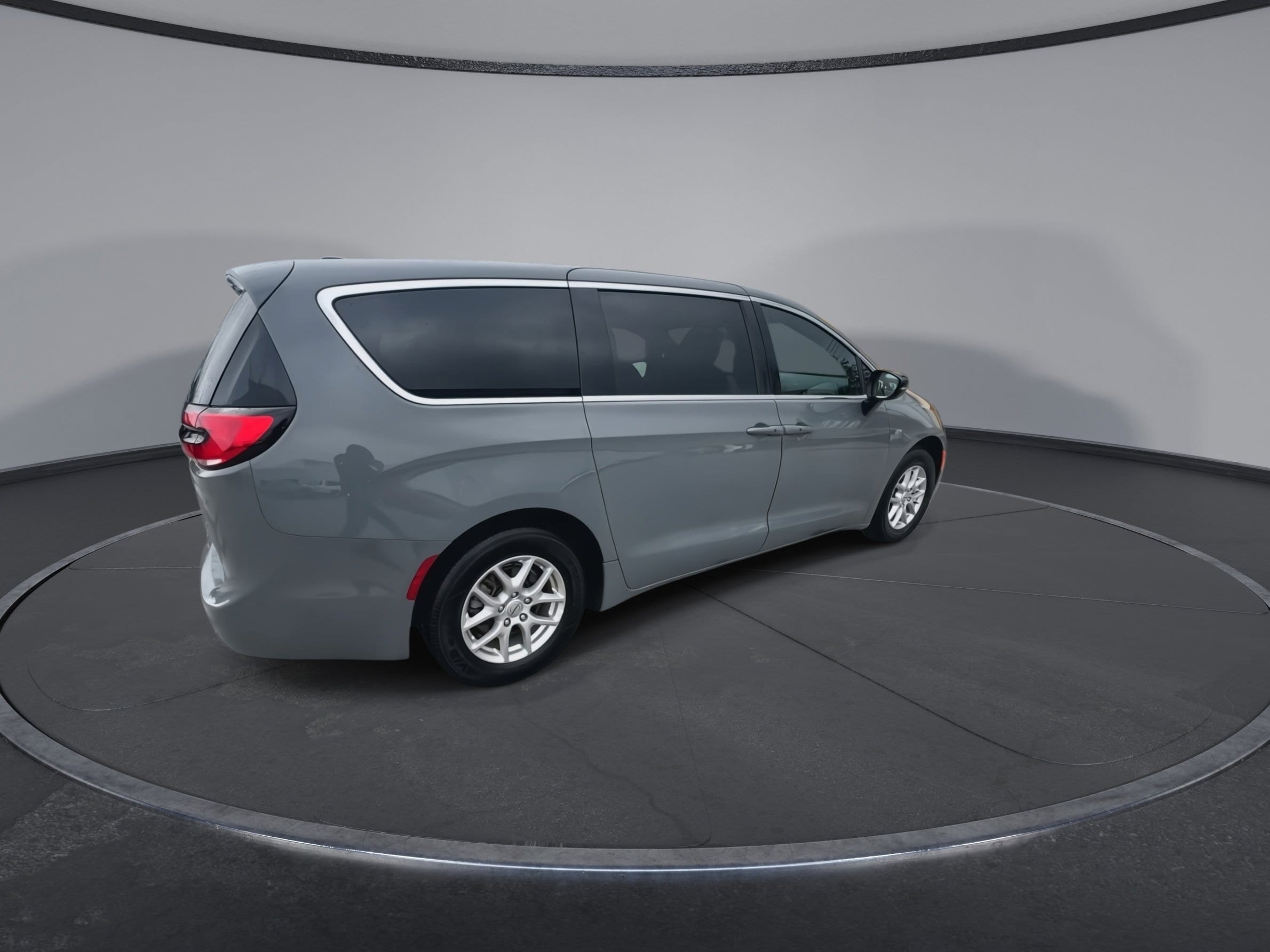 2025 Chrysler Pacifica Select - Photo 13