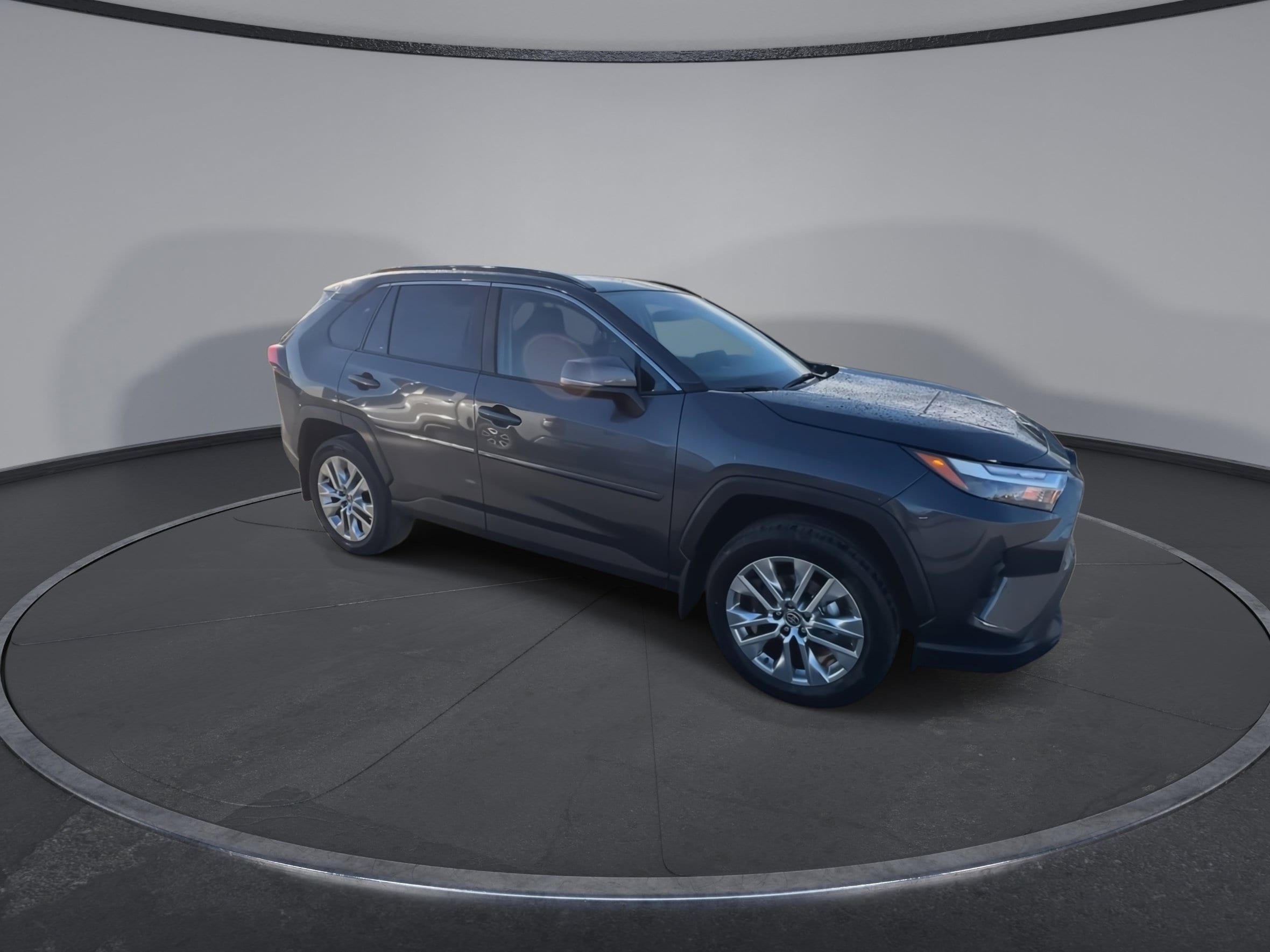 2025 Toyota RAV4 XLE Premium's photo