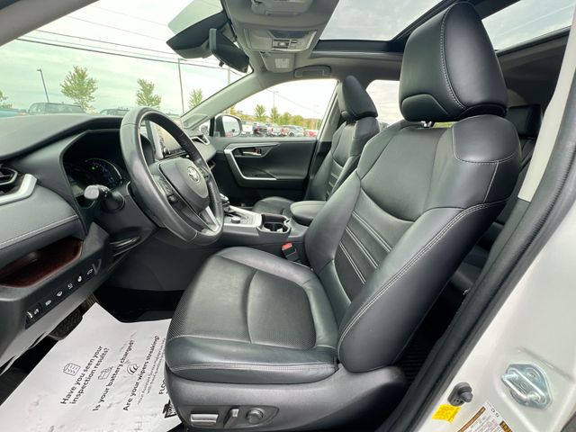 2020 Toyota RAV4 Limited - Photo 22