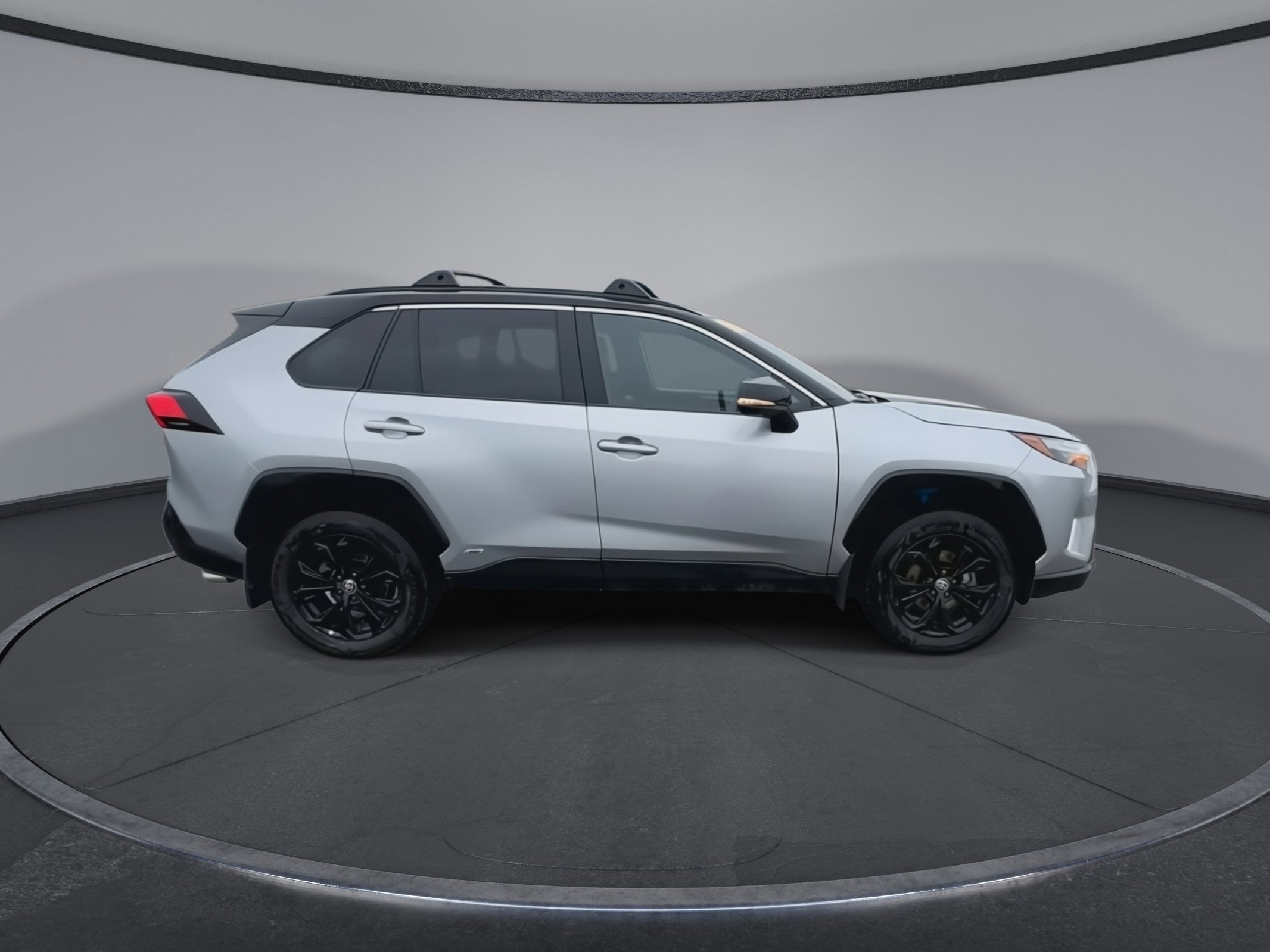 2024 Toyota RAV4 XSE - Photo 14