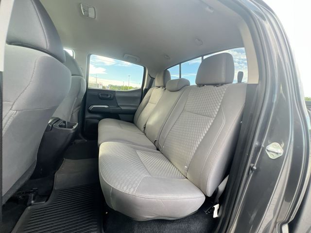 2021 Toyota Tacoma SR5 - Photo 17