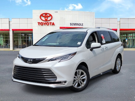 2026 Toyota Sienna Limited 7 Passenger Van Passenger Van