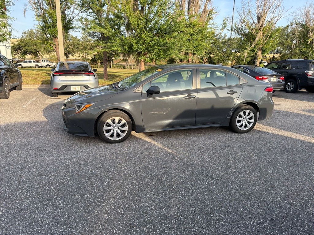 Used 2023 Toyota Corolla LE Sedan