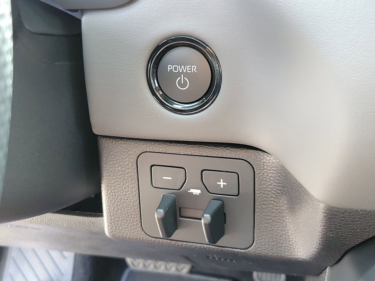 2026 Toyota Tundra Capstone - Photo 30