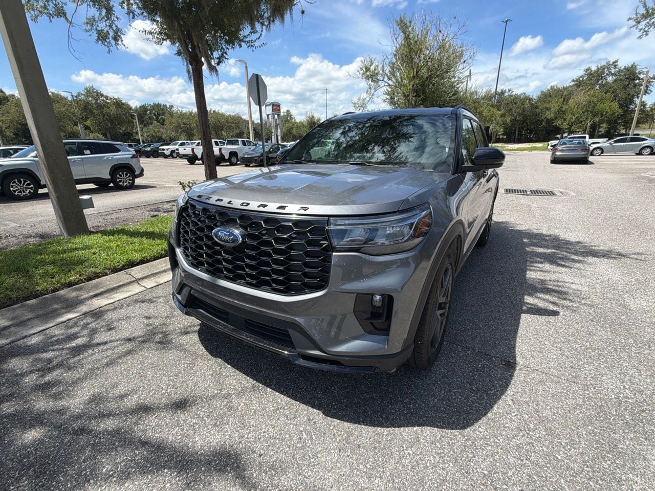 2025 Ford Explorer