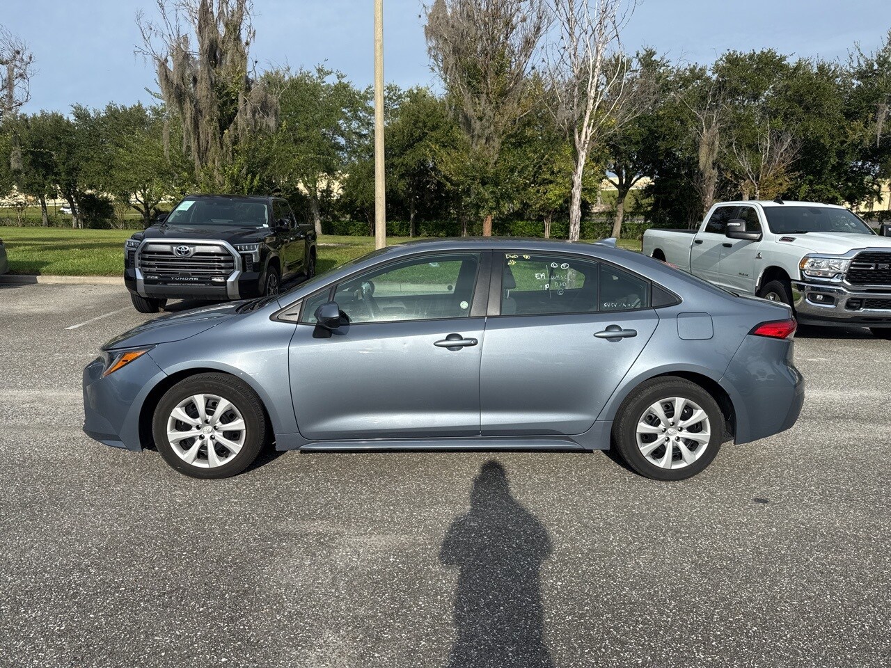 2024 Toyota Corolla LE photo 2