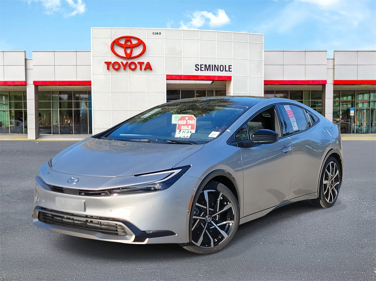 2026 Toyota Prius XSE Premium's photo