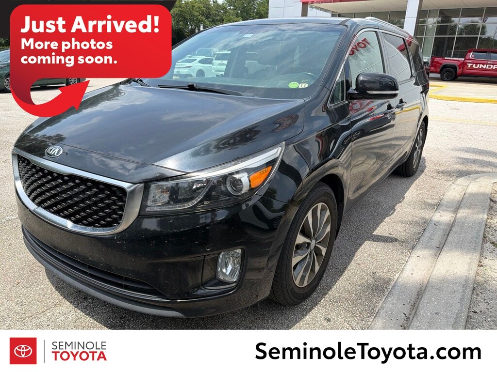 Used 2018 Kia Sedona SX Minivan/Van