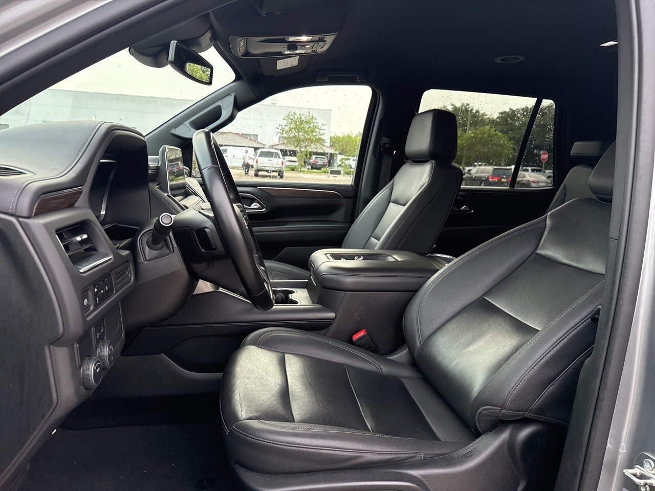 2023 Chevrolet Tahoe LT photo 4
