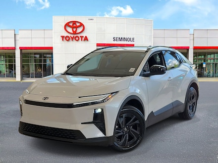 2026 Toyota C-HR SE SUV
