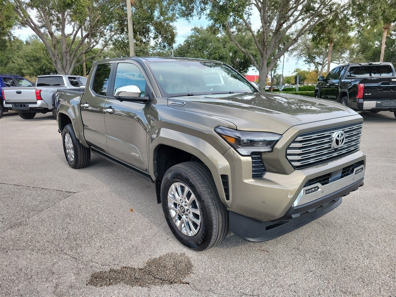 2025 Toyota Tacoma Limited photo 2