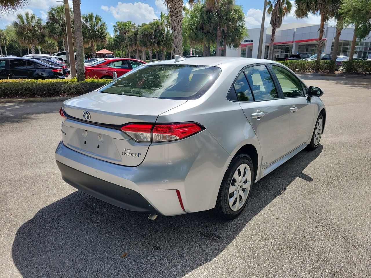 View vehicle photo 3