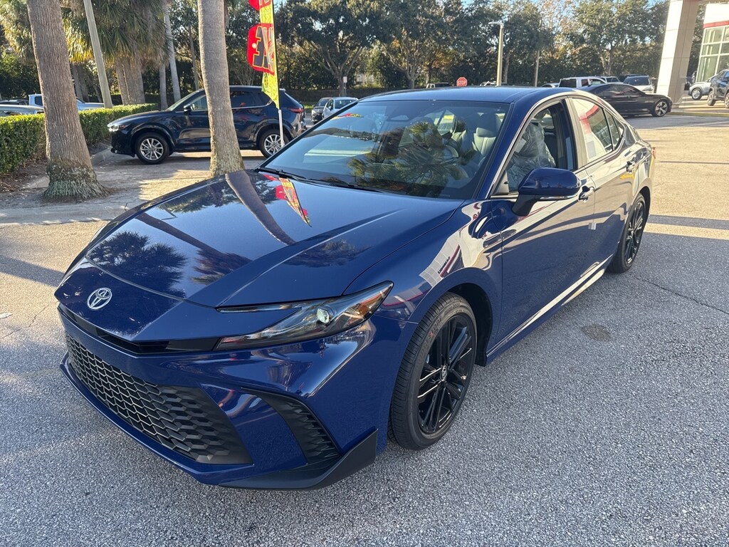Used 2026 Toyota Camry SE Sedan