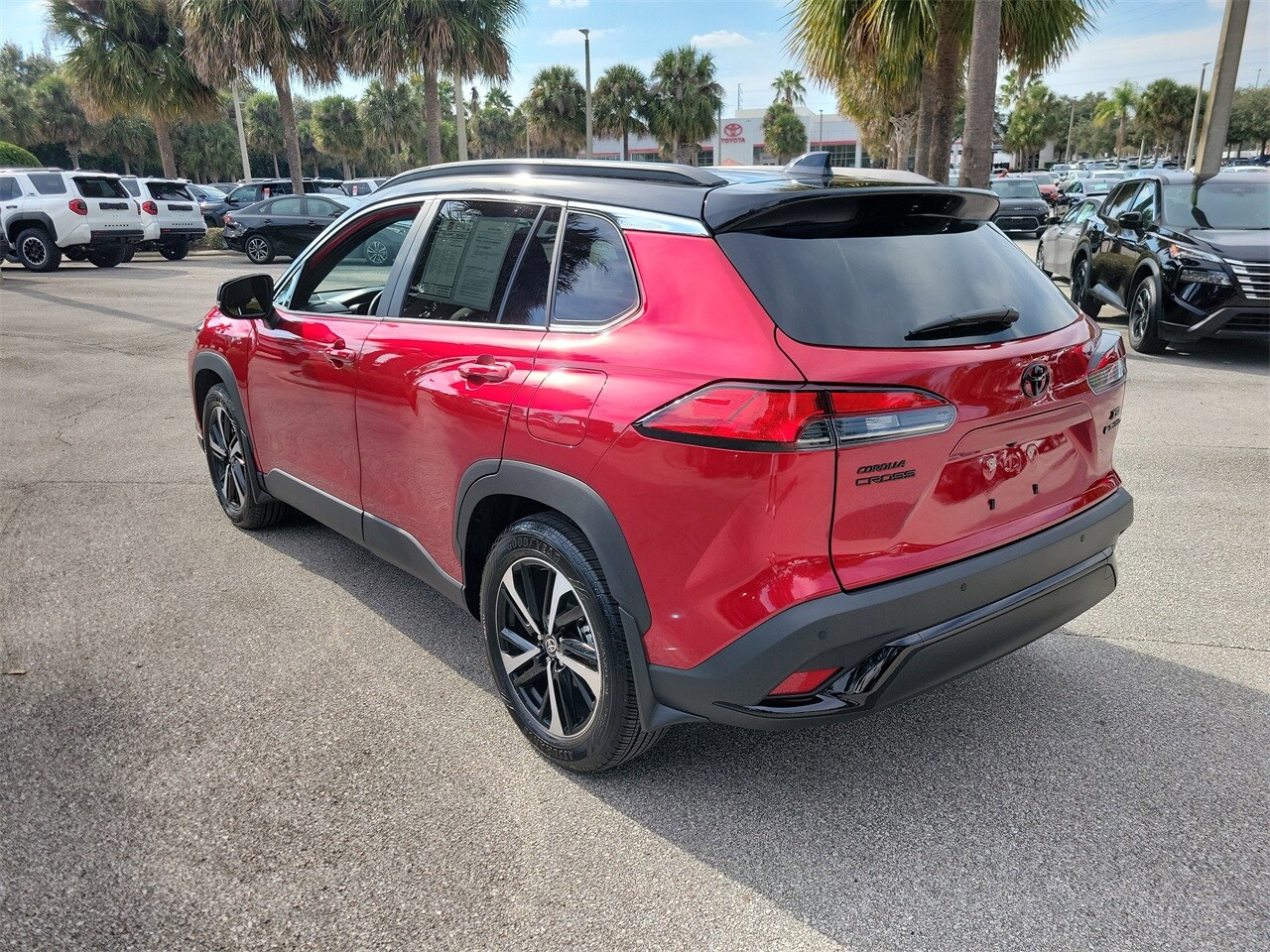 2025 Toyota Corolla Cross Hybrid XSE photo 3