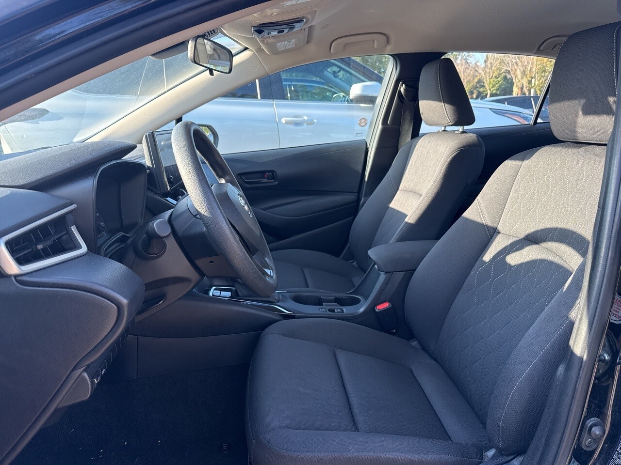 2024 Toyota Corolla LE photo 4