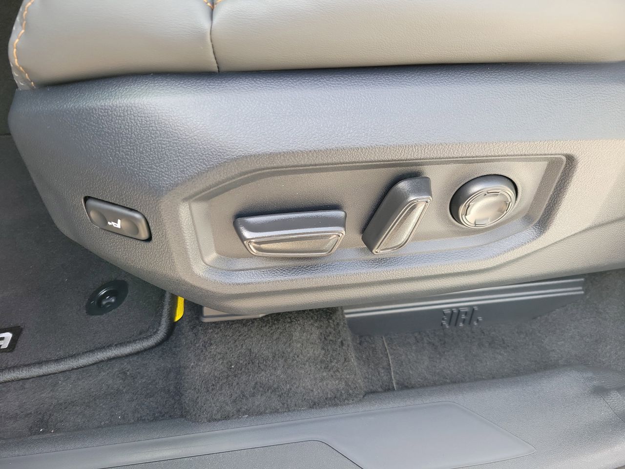 2026 Toyota Tundra Capstone - Photo 18