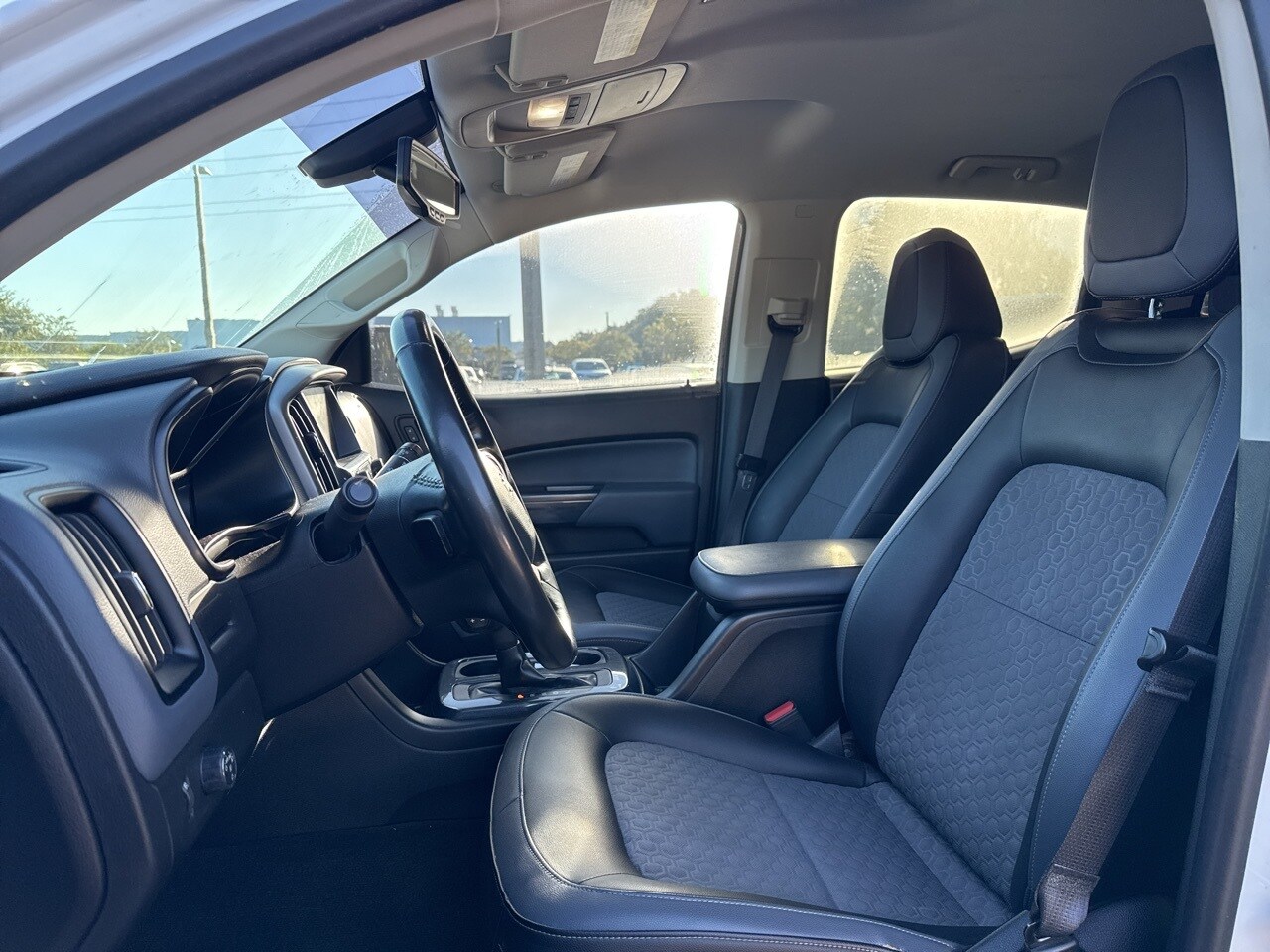 2017 Chevrolet Colorado Z71 photo 4