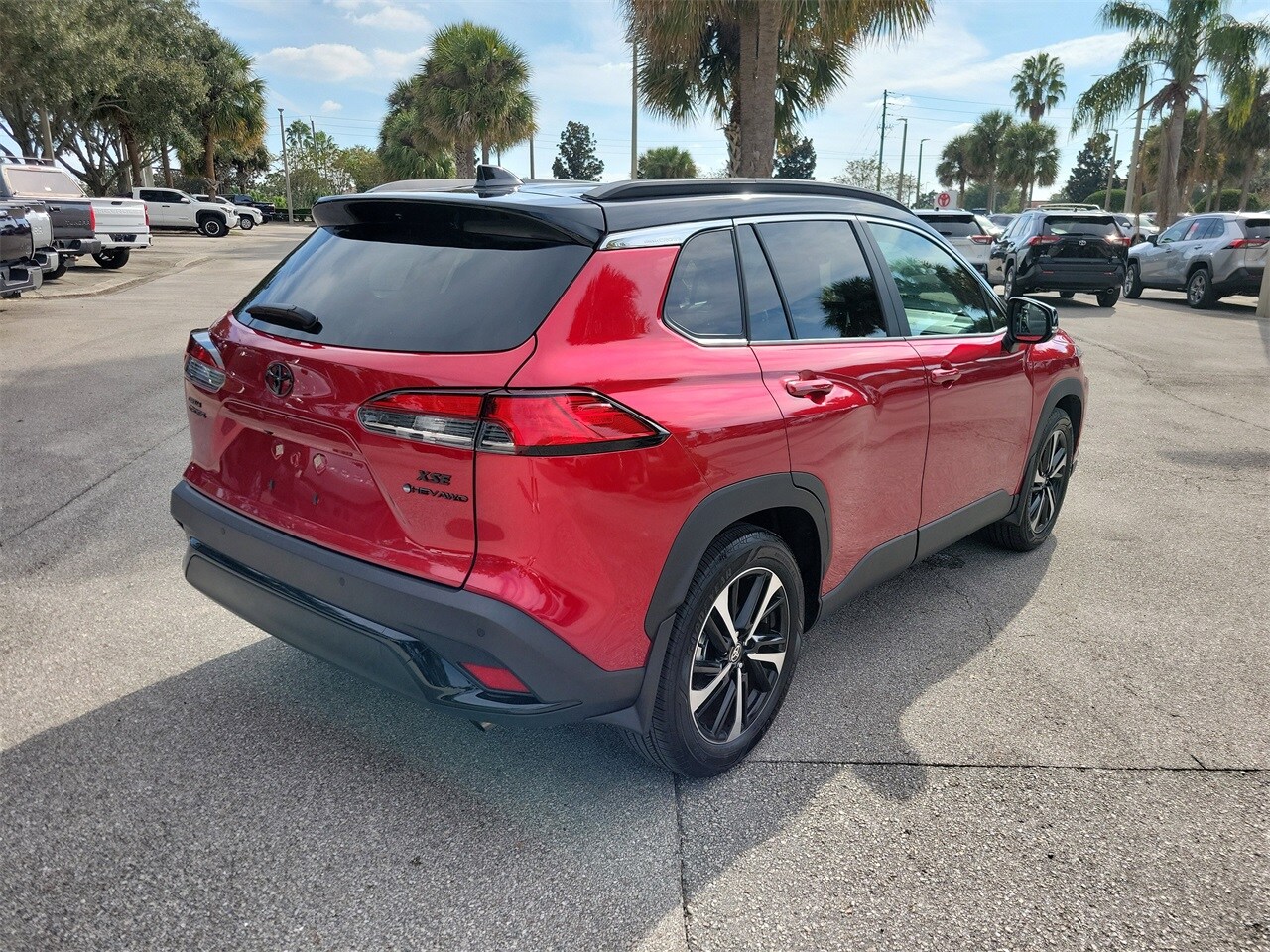 2025 Toyota Corolla Cross Hybrid XSE photo 2