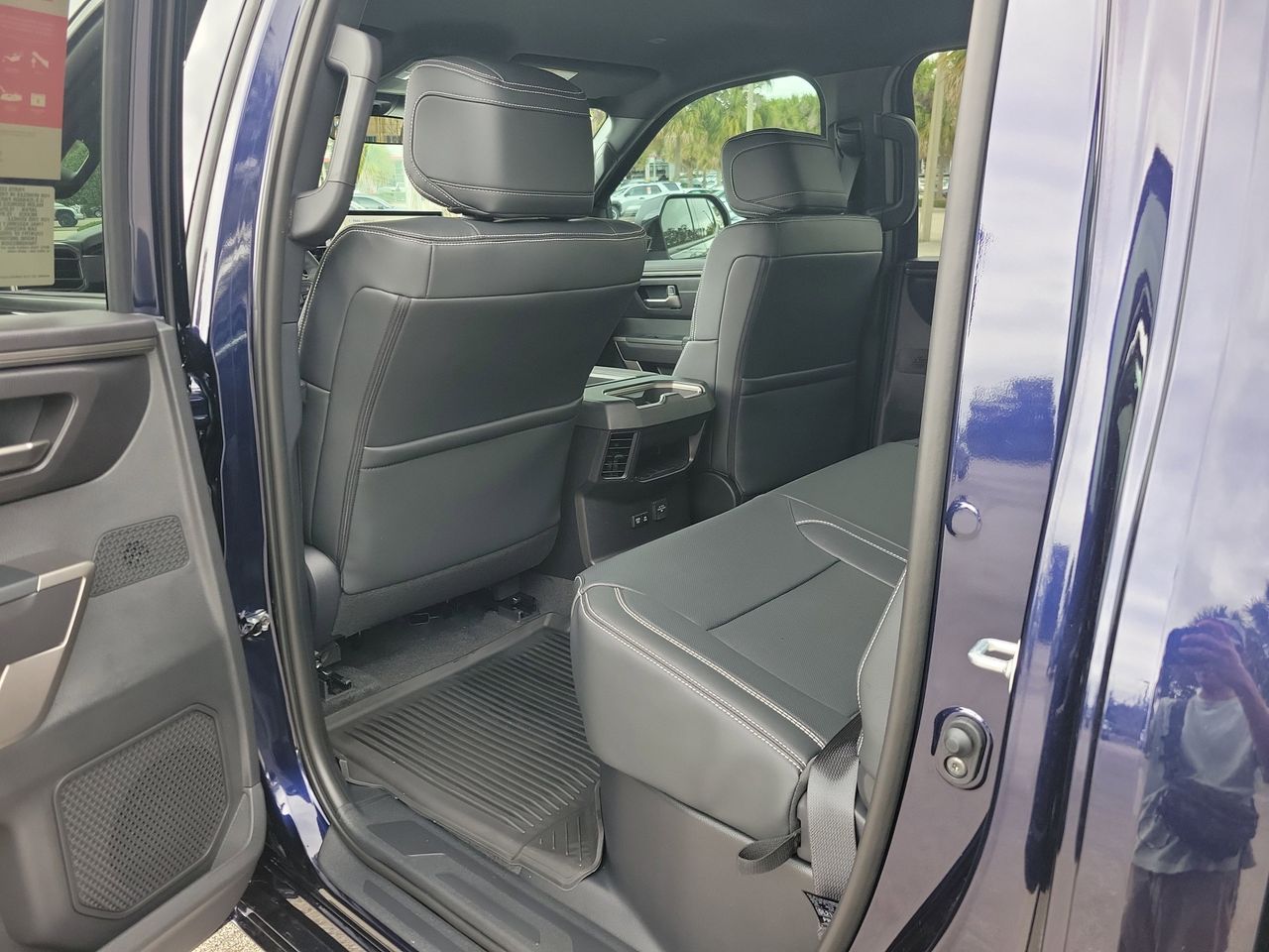 2026 Toyota Tundra SR5 - Photo 9