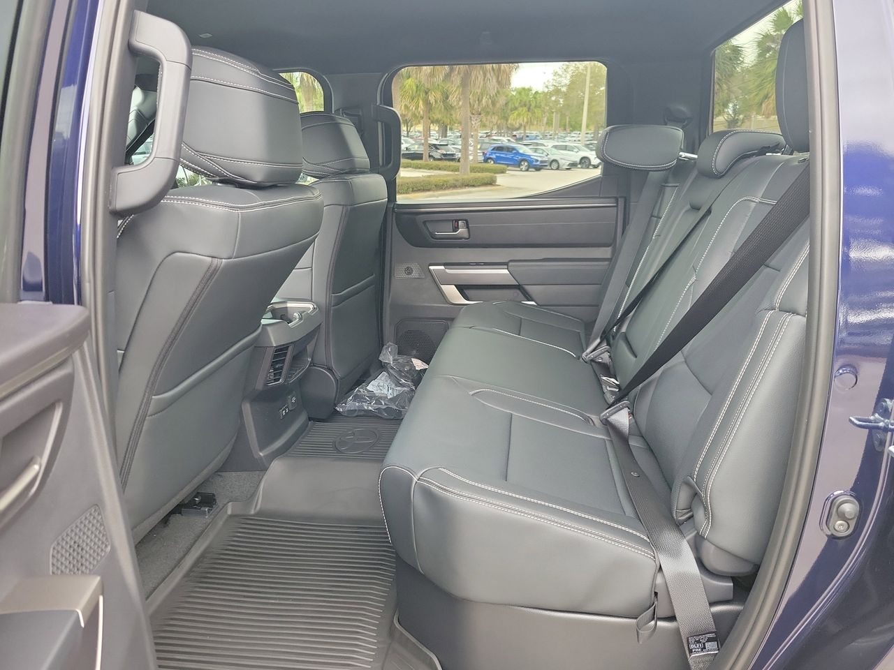 2026 Toyota Tundra SR5 - Photo 10