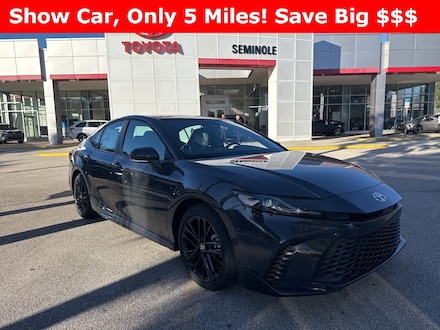 2026 Toyota Camry SE Sedan