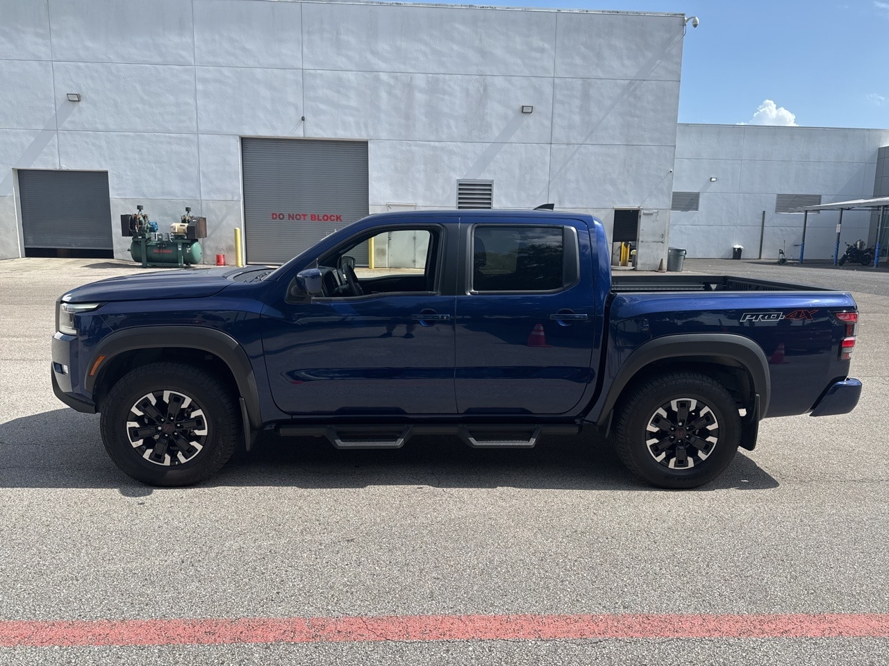 Used 2023 Nissan Frontier PRO-4X with VIN 1N6ED1EK9PN663202 for sale in Sanford, FL