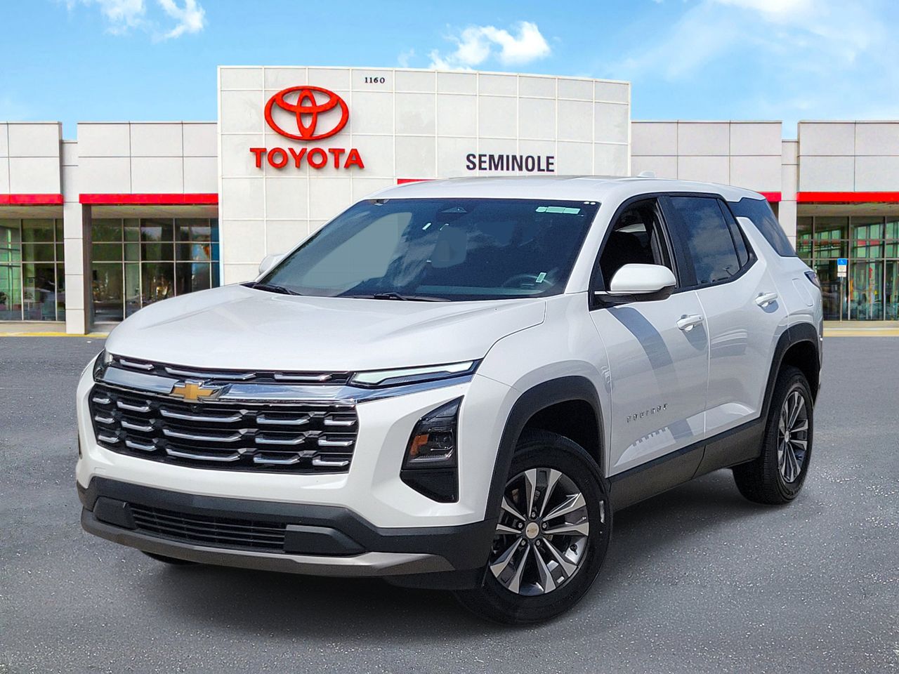 2026 Chevrolet Equinox LT 1.5T's photo