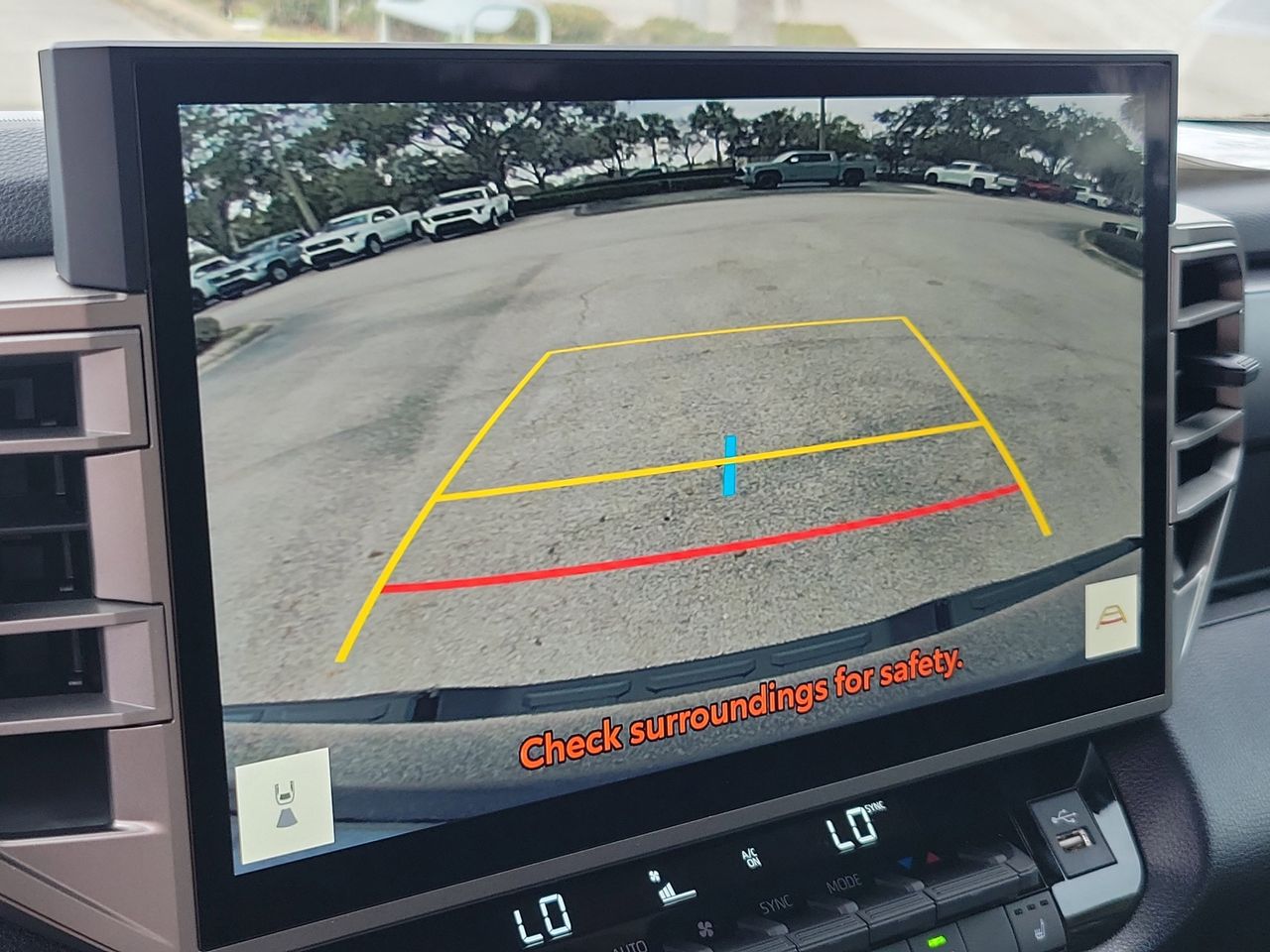 2026 Toyota Tundra SR5 - Photo 24
