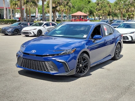 2026 Toyota Camry SE Sedan
