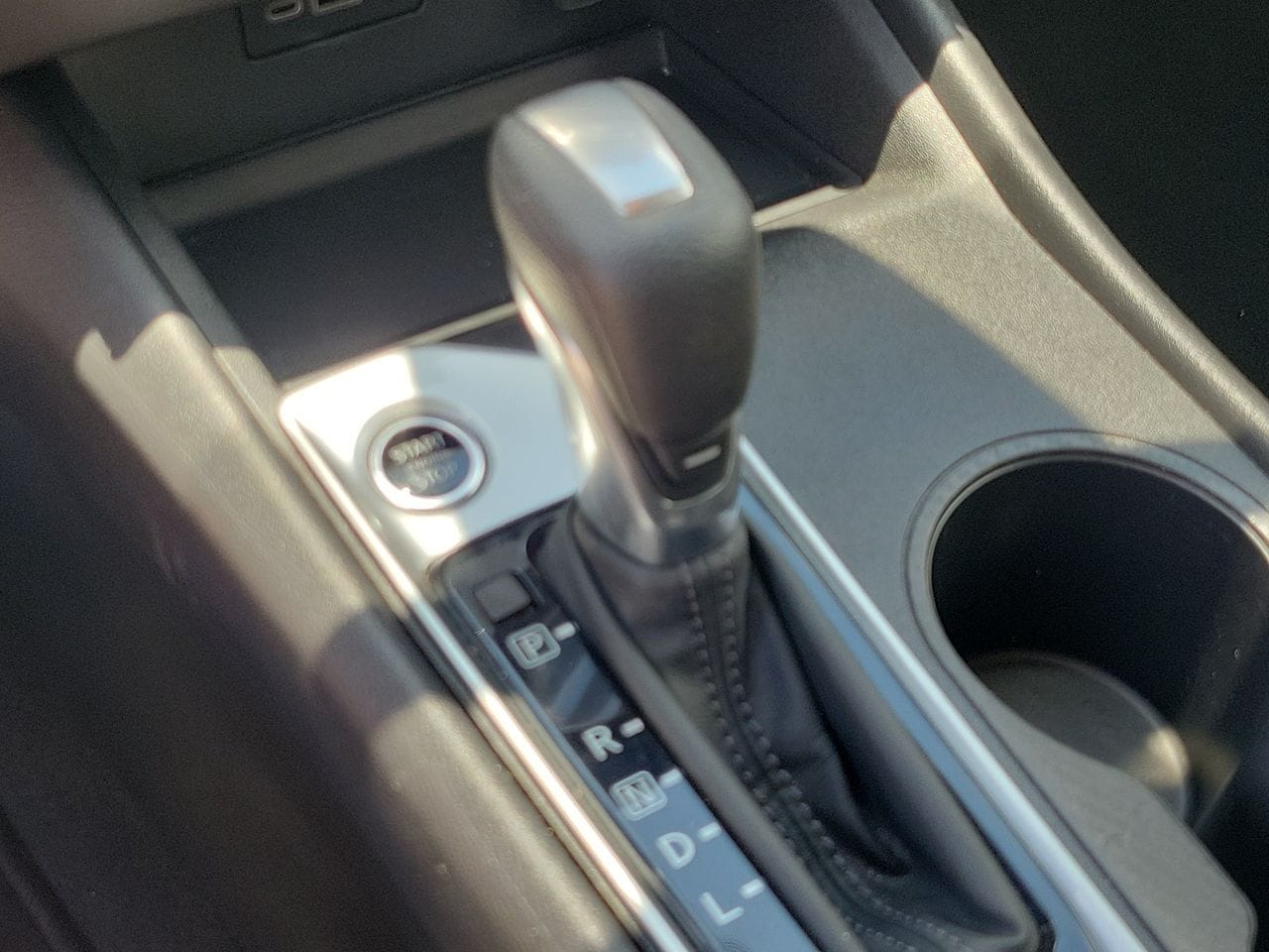 2025 Nissan Altima SV - Photo 26