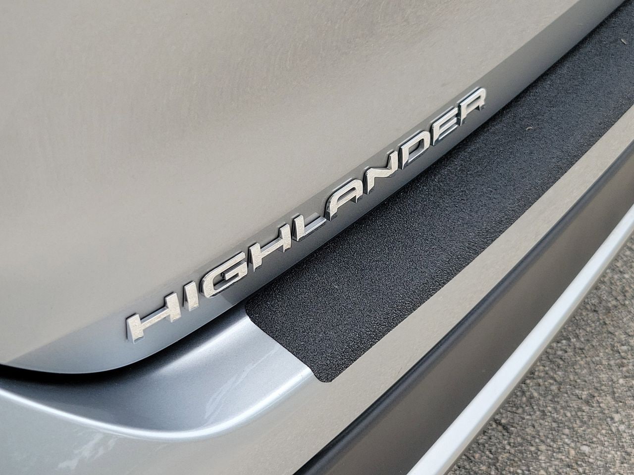 2025 Toyota Highlander XSE - Photo 6