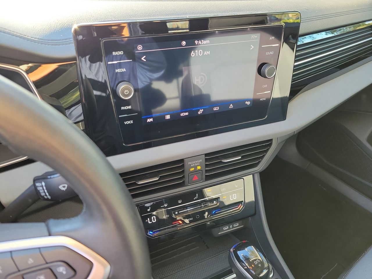 2025 Volkswagen Jetta SE - Photo 23