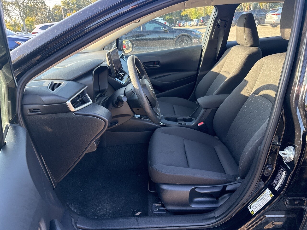 2024 Toyota Corolla LE photo 4