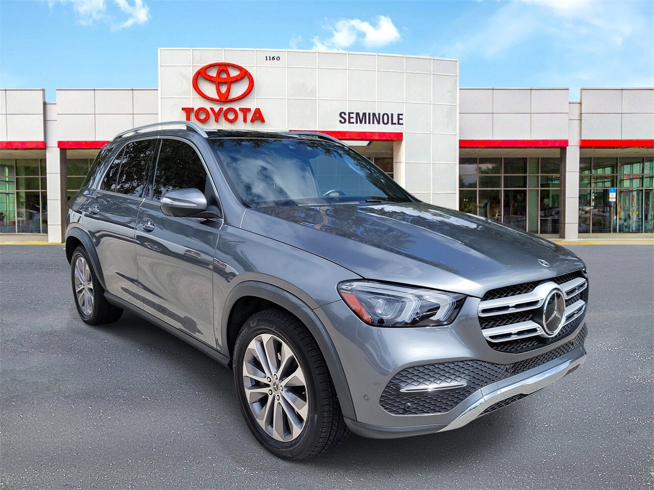 2021 Mercedes Benz GLE 350 photo 2