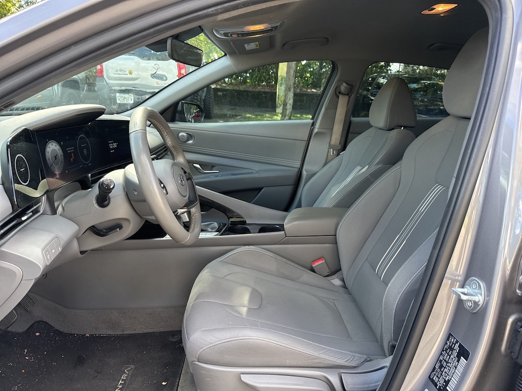 Used 2023 Hyundai Elantra SEL Sedan