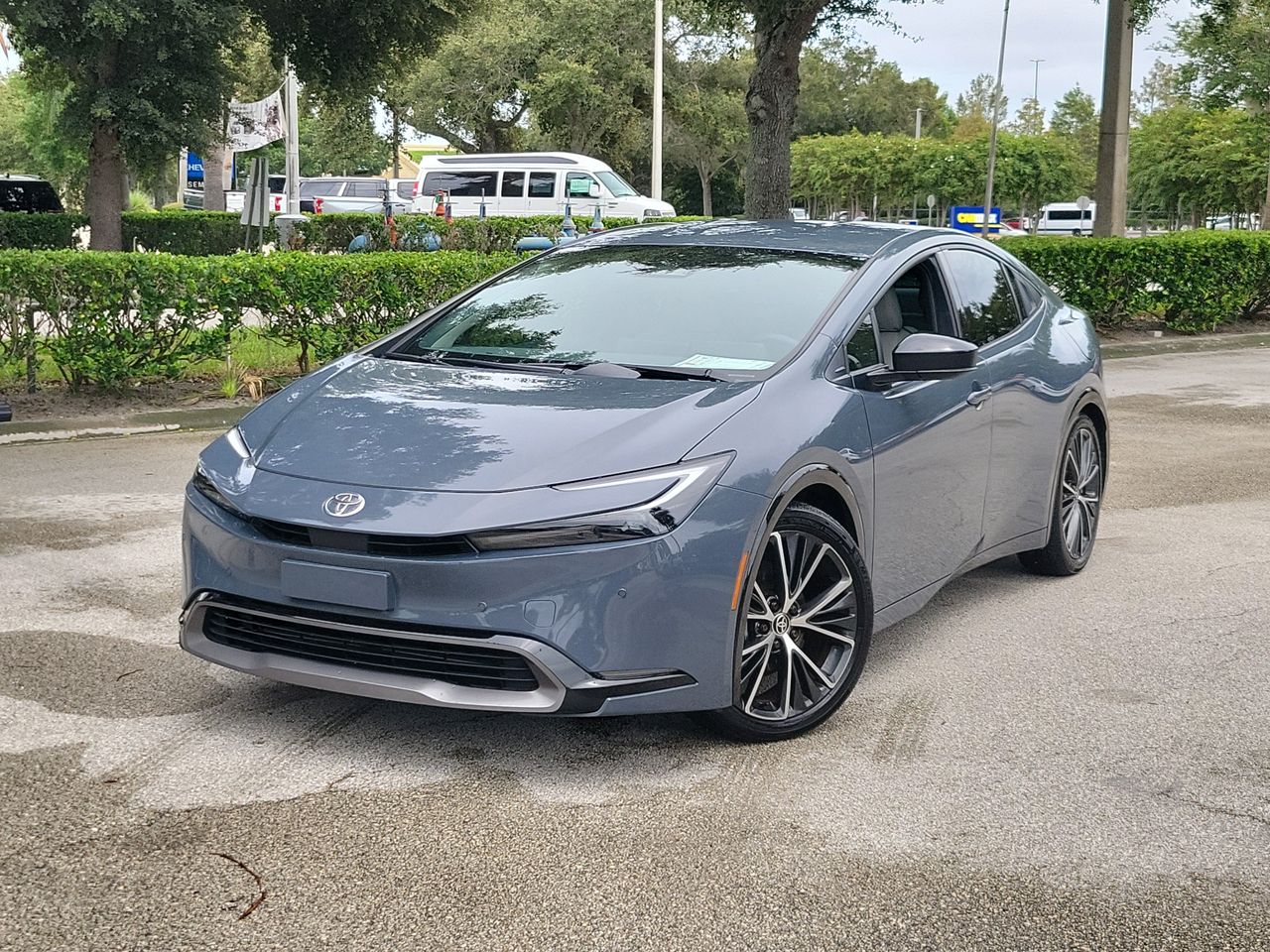 Guardian Gray 2024 Toyota Prius Hatchback Front-Wheel Drive Continuously Variable Transmission