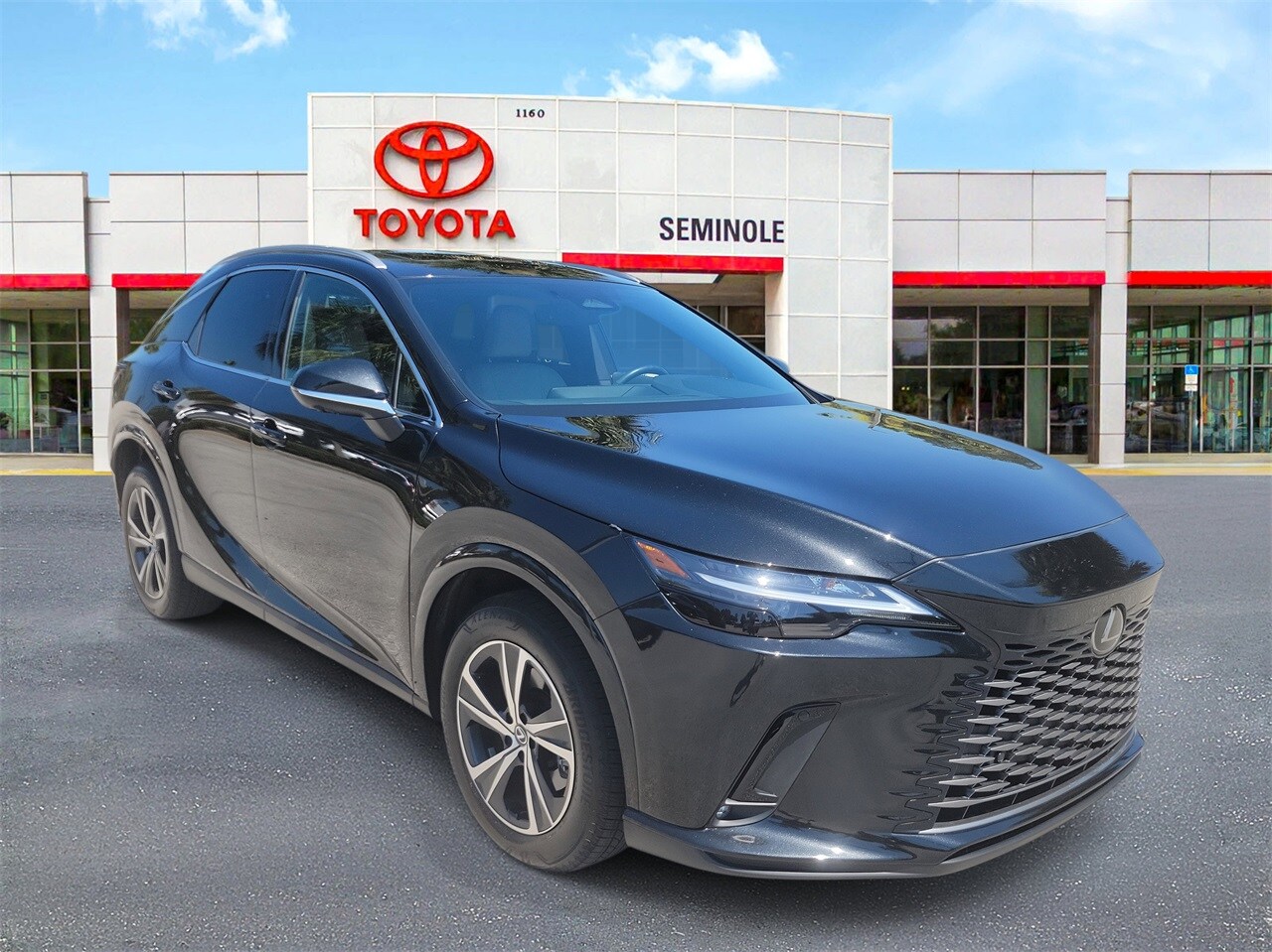 2024 Lexus RX 350 photo 2