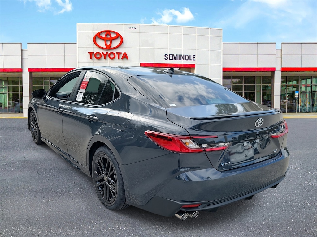 New 2026 Toyota Camry SE Sedan