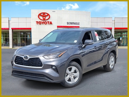2025 Toyota Highlander LE SUV