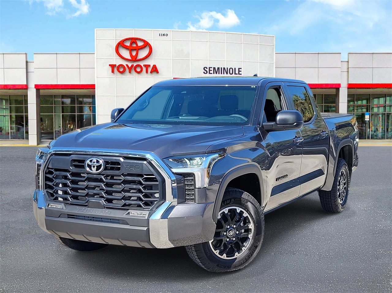 2025 Toyota Tundra SR5 CrewMax Cab 4WD