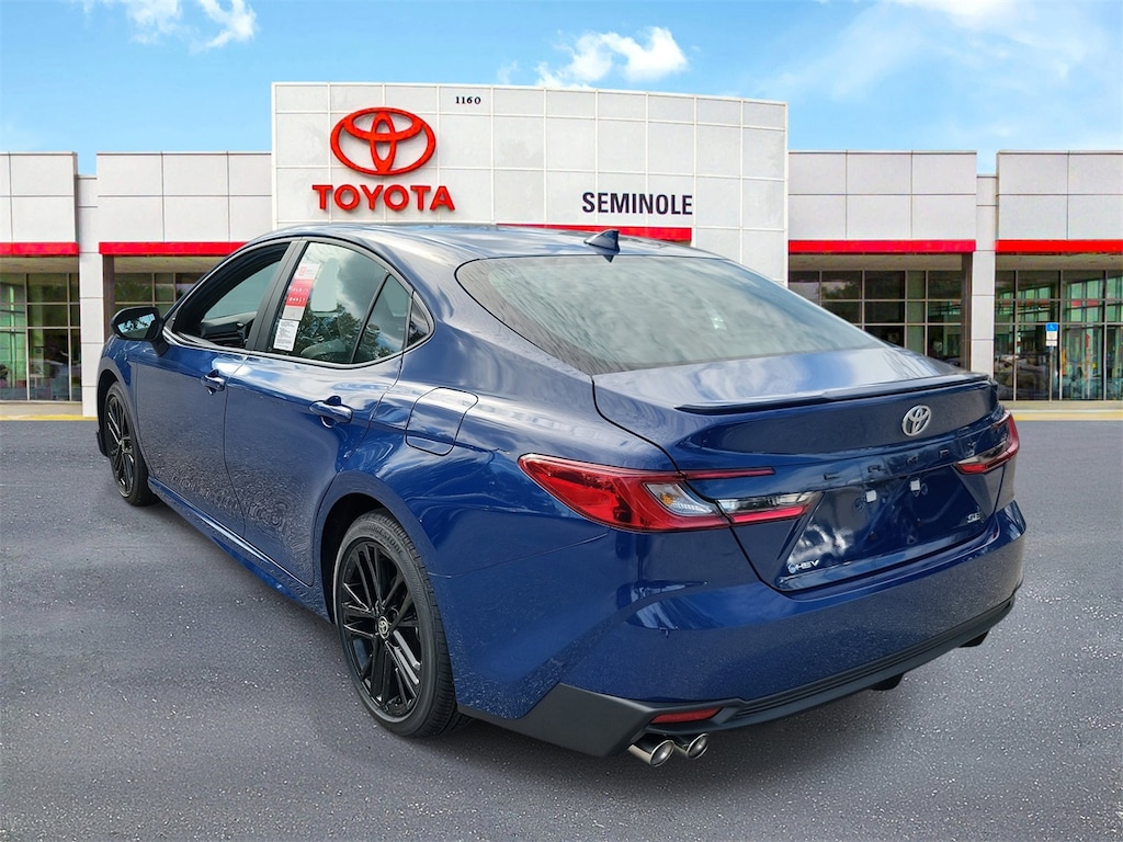 Used 2026 Toyota Camry SE Sedan
