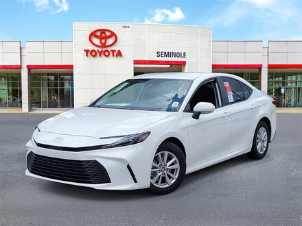 2025 Toyota Camry LE Sedan