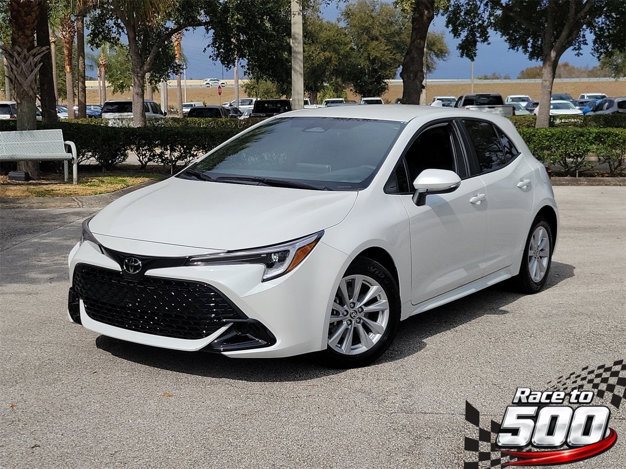2025 Toyota Corolla Hatchback SE FWD