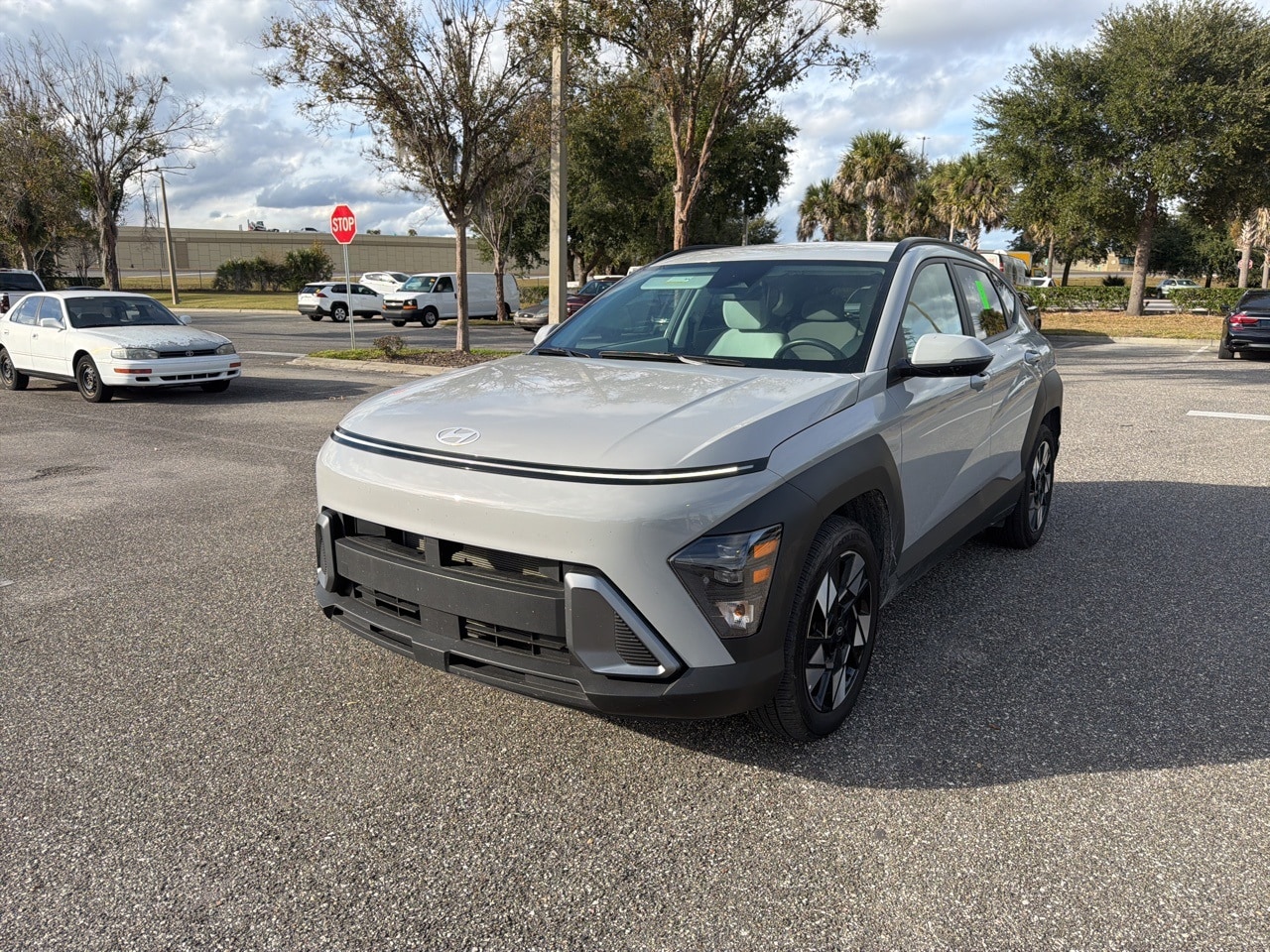 2025 Hyundai Kona SEL's photo